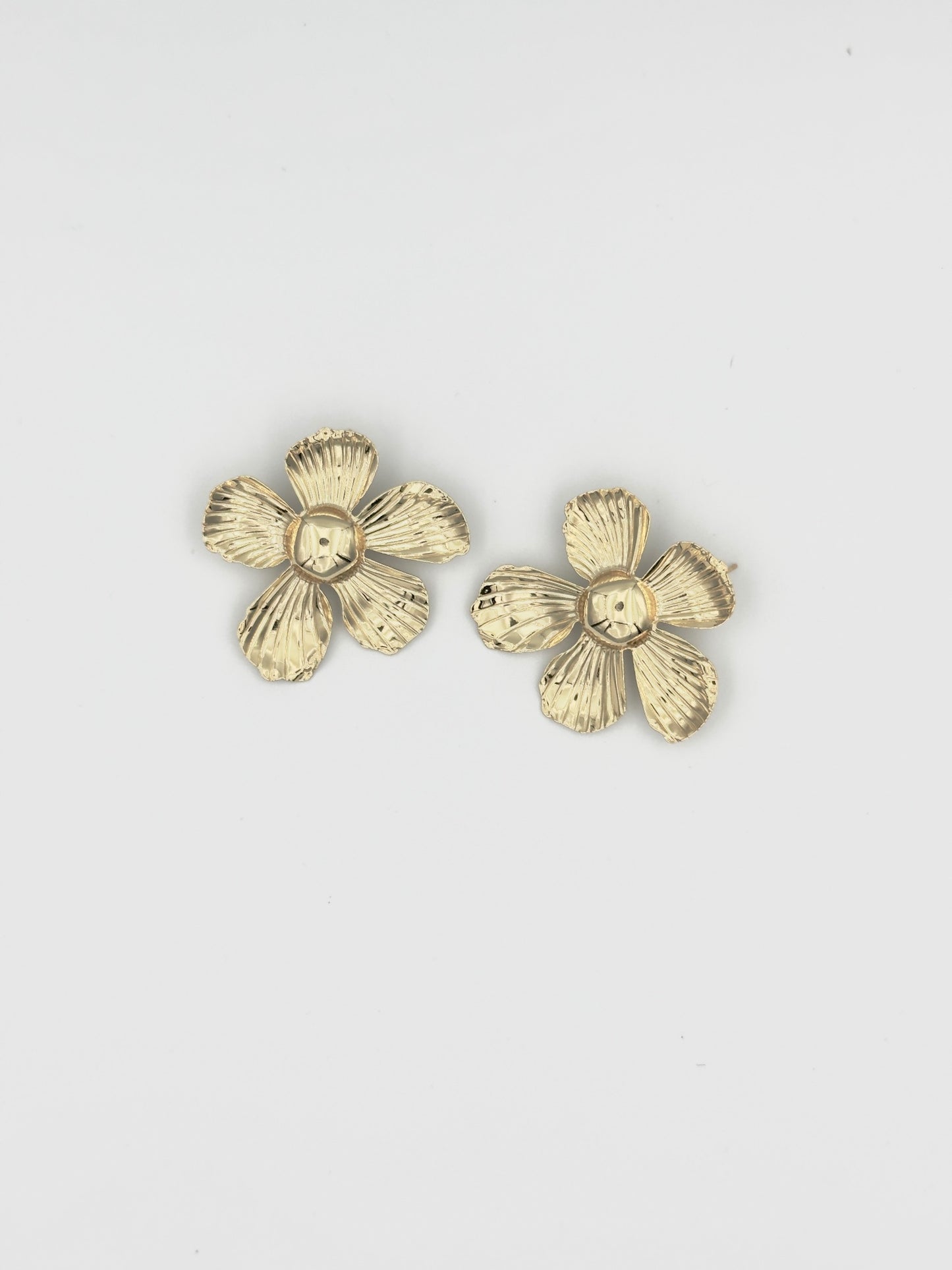 Gold Floral Stud Earrings – Textured Petal Statement Design