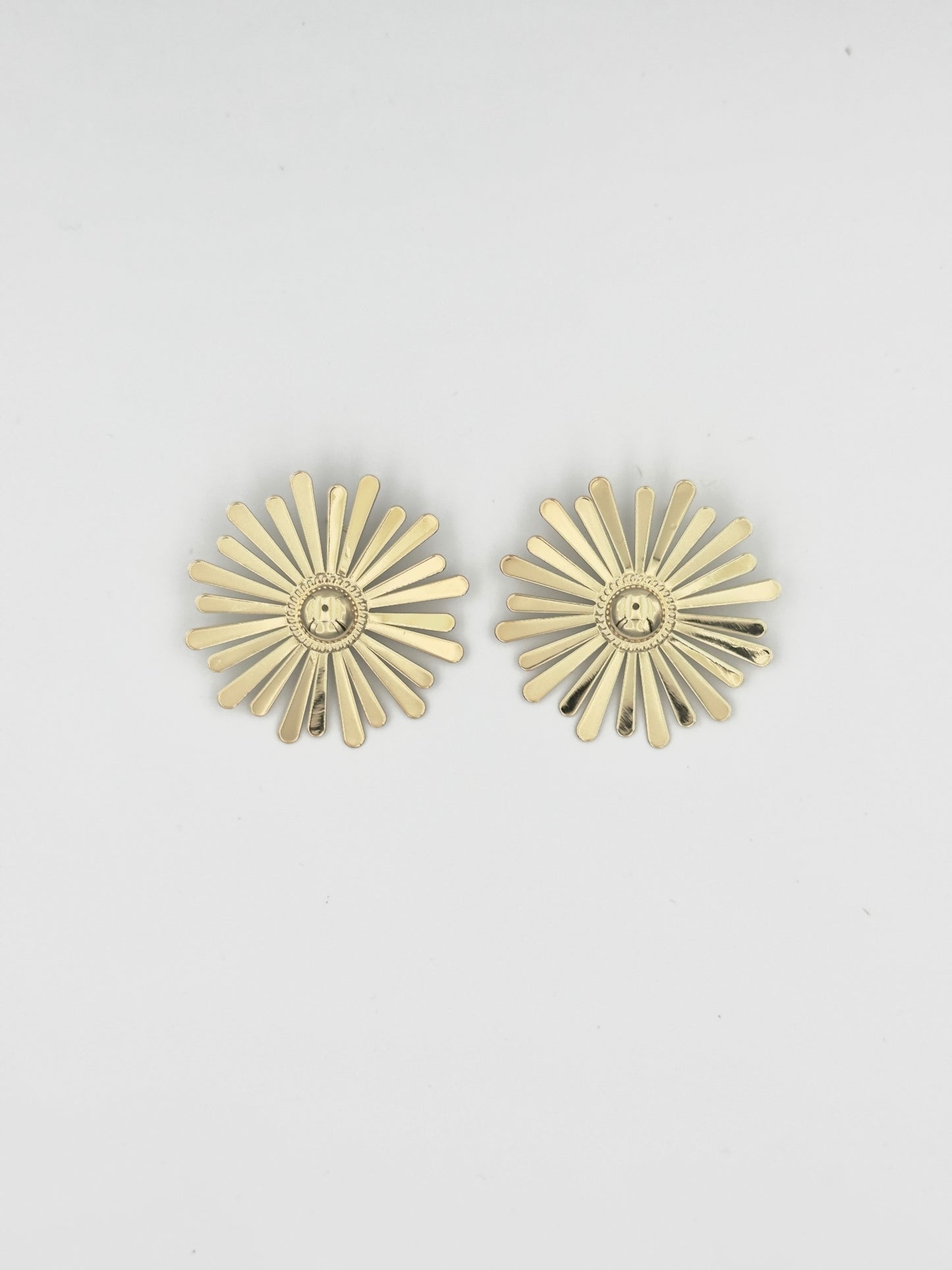 Gold Sunburst Stud Earrings – Radiant Geometric Statement Design