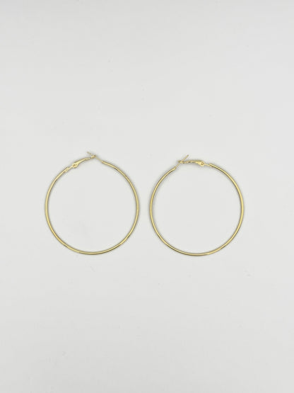 Simple Gold Hoop Earrings – Classic Minimalist Style