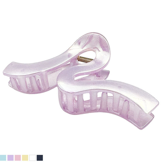 Large Wavy Plastic Hair Claw – Metallic Finish